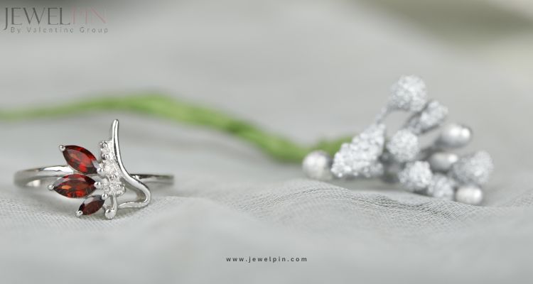 1742560795-Top_Jewellery_Suppliers_for_Retailers_Online_Stores_Based_in_the_UK_-_JewelPin.jpg