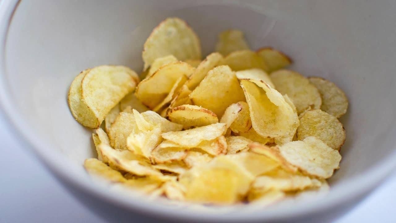 1746702842-potato-chips-min.jpg