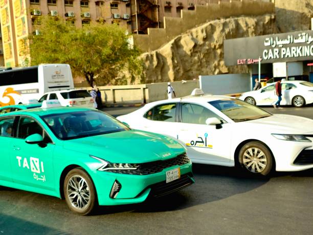 1749027857-1Makkah_Ziyarat_Taxi.jpg