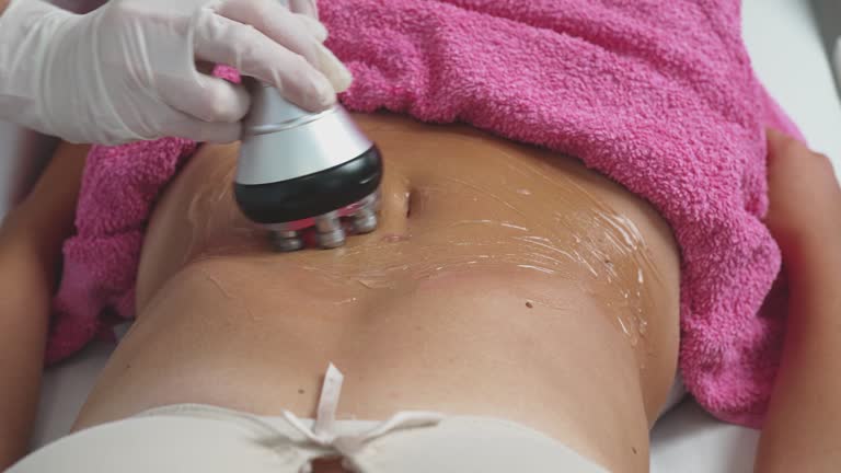 1749718798-Does_Laser_Lipolysis_Treatment_Work_for_Men_and_Women_Equally.jpg
