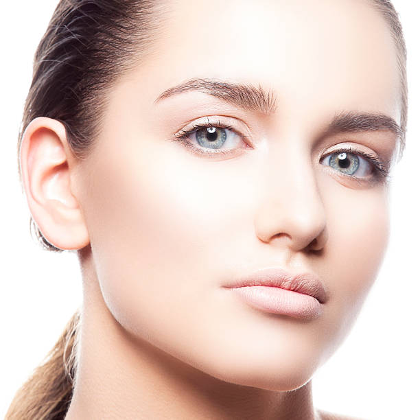 1750057998-How_Effective_Is_Eyebrow_Hair_Transplant.jpg
