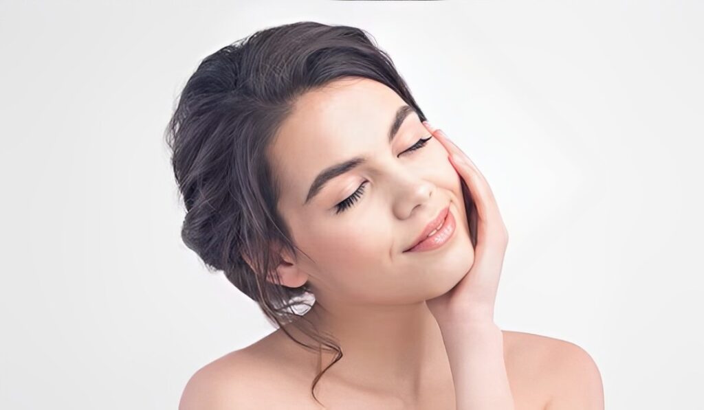 1752487416-Does_Skin_Whitening_Treatment_Lighten_Spots.jpg