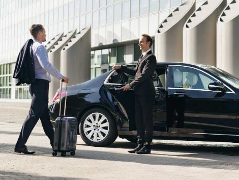 1753862967-Prom_Limo_Rental_–_Arrive_in_Style_for_Your_Big_Night!.jpg