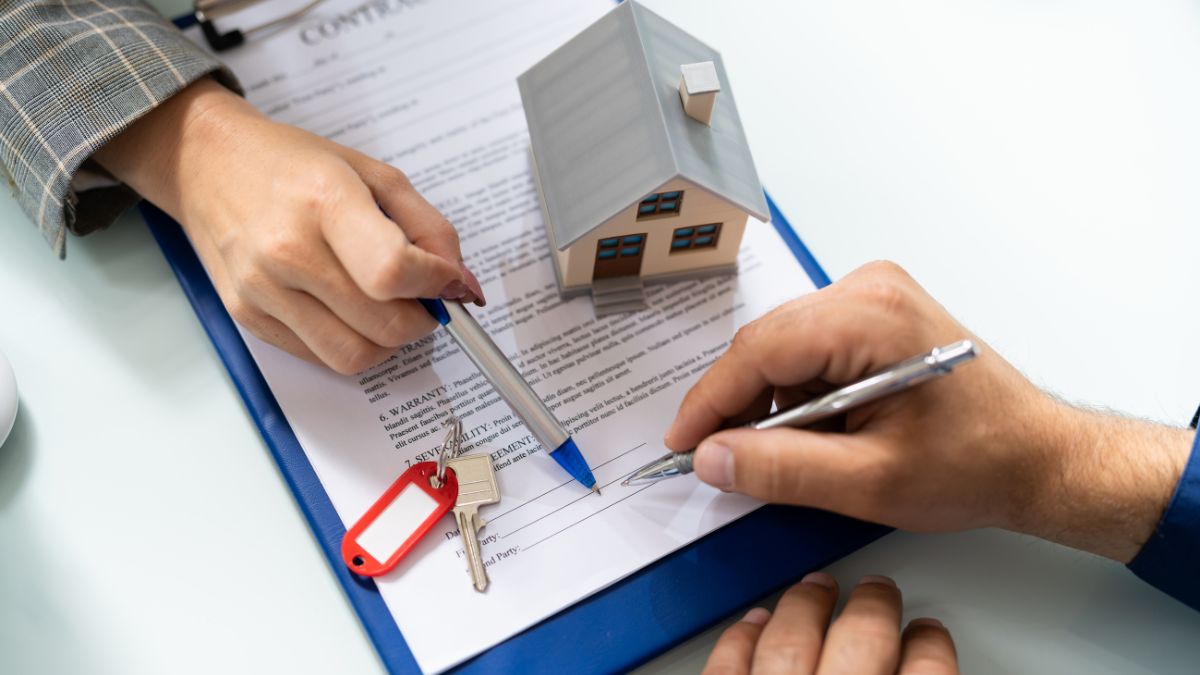 1754637218-property_litigation_lawyers_in_London.jpg