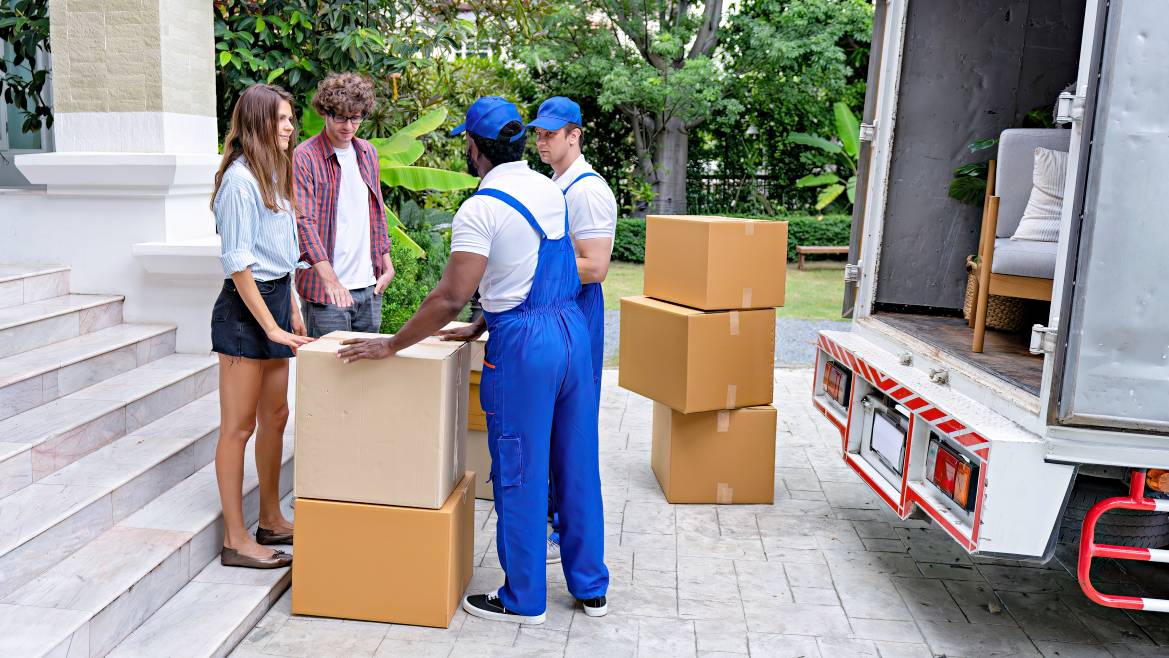 1754991914-1676860248266-removalists-at-work.jpg