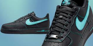 1755951808-Nike_Tiffany.jpg