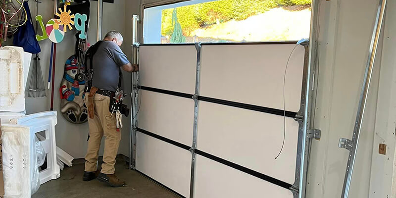 1756328359-Expert-Guide-to-Garage-Door-Panel-Repair-CHS-Garage-Door-Repair-of-Seattle.jpg