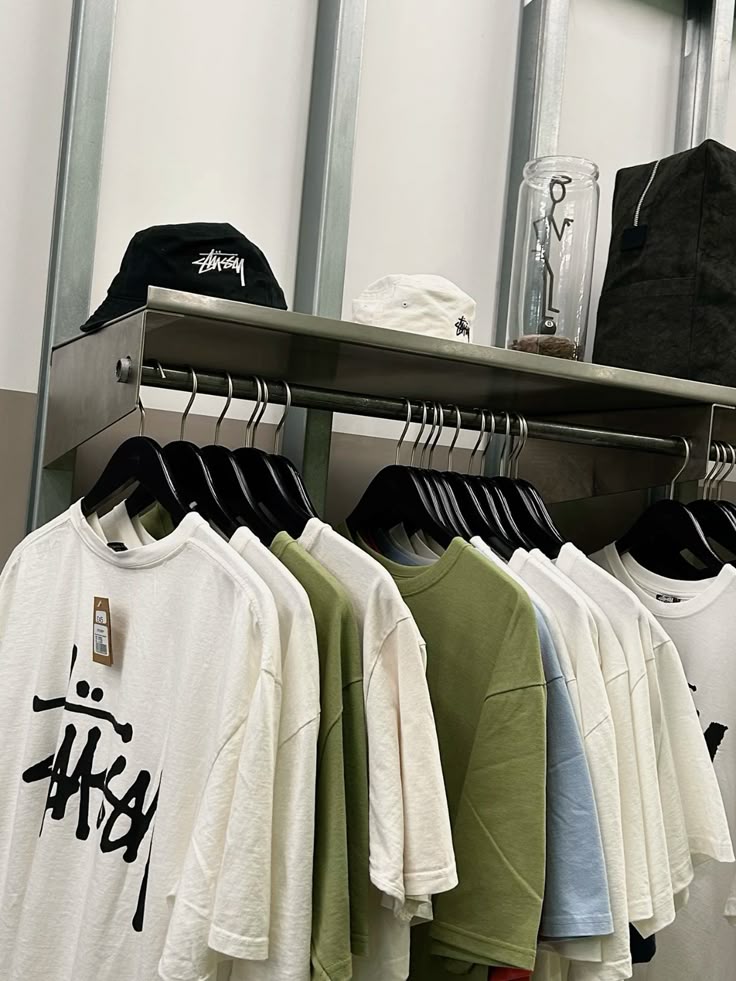 1756445099-Stüssy_Store,_London.jpg