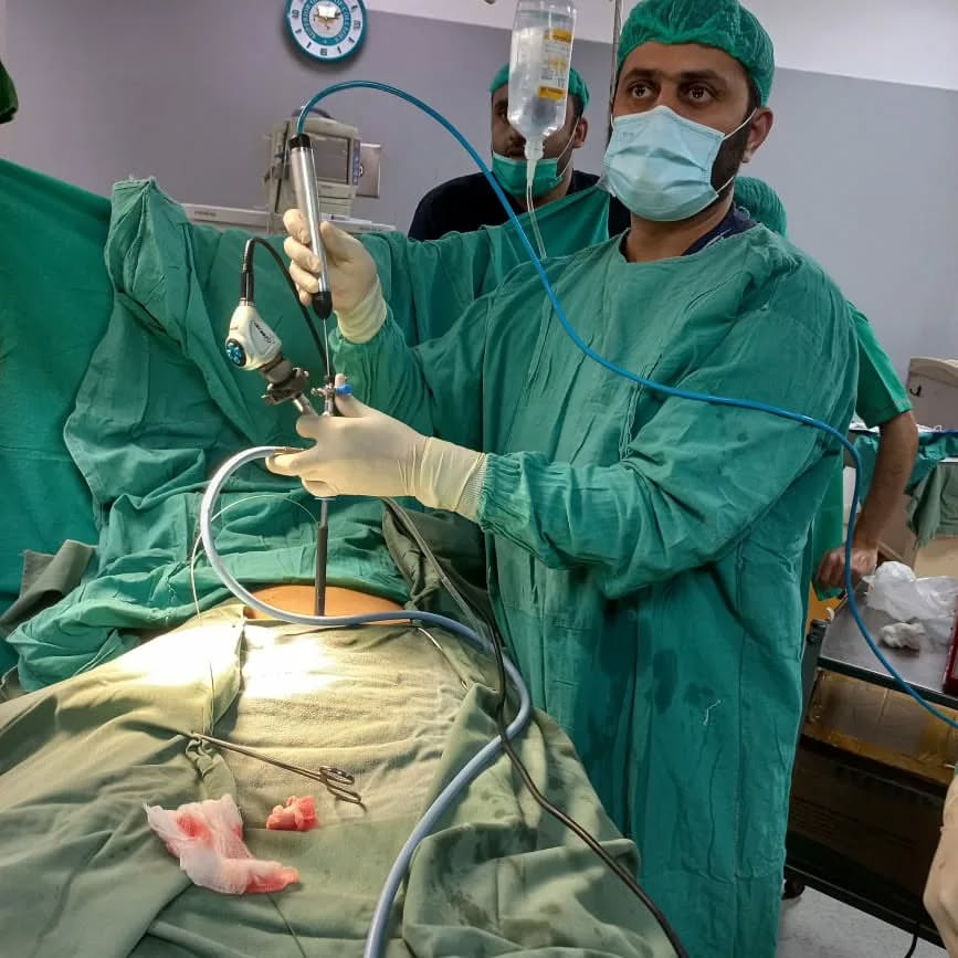 1758692167-Advanced_Kidney_Stone_Treatments_in_Lahore.jpeg