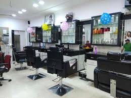 Beauty_Parlours_in_Surat.jpg