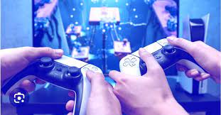 Mobile_and_Console_Gaming.jpeg