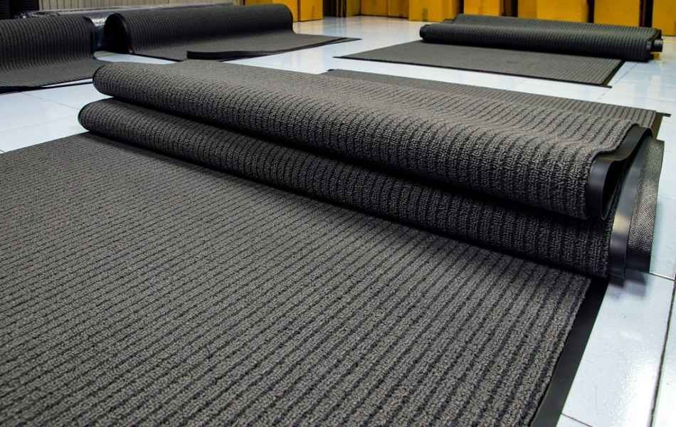 rubber-flooring-dubai_11zon.jpg